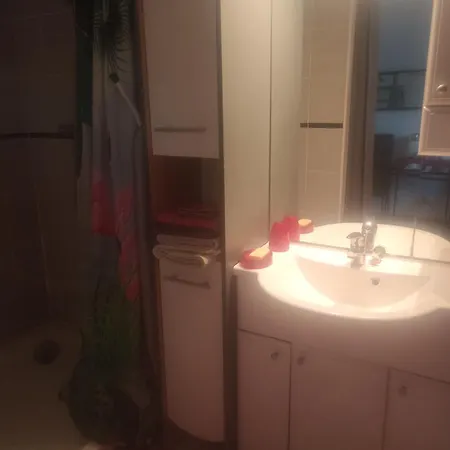 Appartement Studio 300m De La Plage Et Du Centre *
